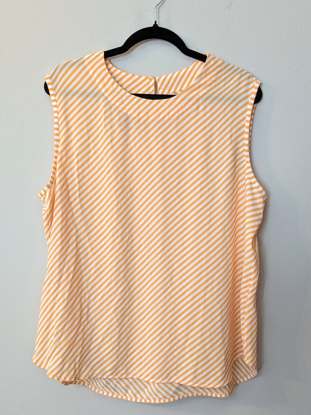 Anne Klein Women’s Golden Yellow/White Sleeveless Striped Blouse – Size XL